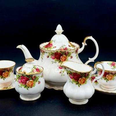 Royal Albert Old Country Roses Tea Set 