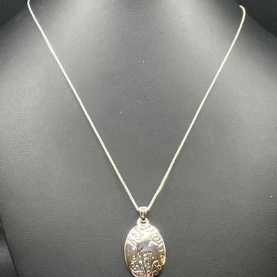 NWT Sterling Silver “Mom” Mother’s Day Pendant & 925 Necklace
