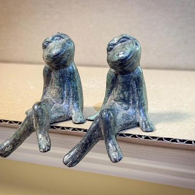 Stone Pair of Seated Frogs