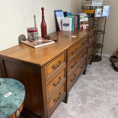 Sale Photo Thumbnail #31