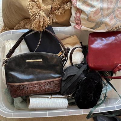 Sale Photo Thumbnail #172