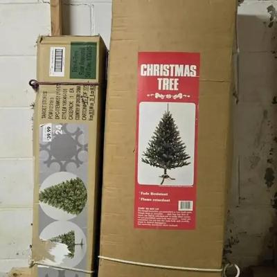Artificial Christmas Trees (B)