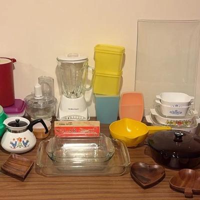 Kitchen Items (feat. Tupperware) (RR)