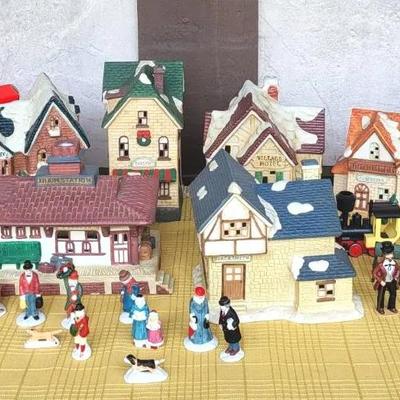 Deck The Halls! (G)