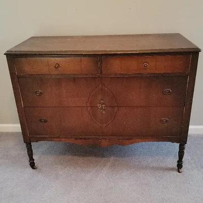 Antique 4 Drawer Dresser