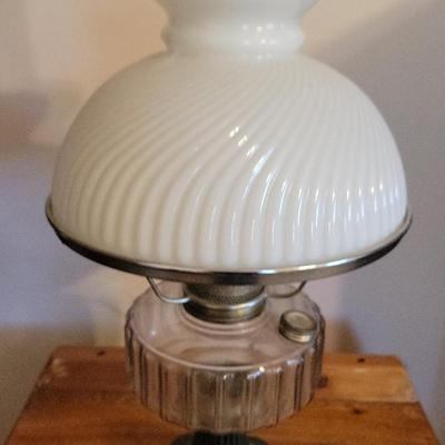Vintage Aladdin Oil Lamp