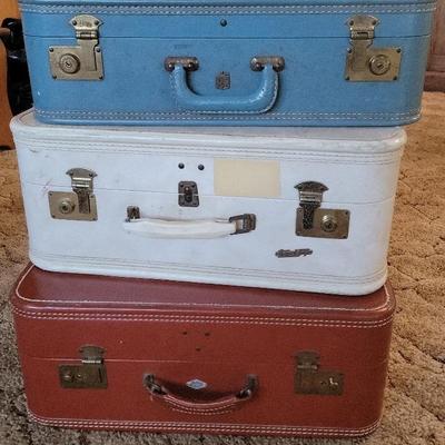 3 Vintage Suitcases lot #1
