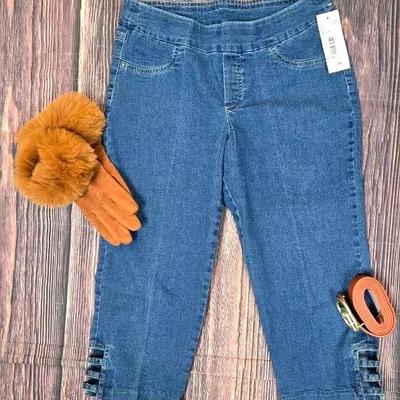"N Touch" Denim Dynasty Capris with Gloves and Belt