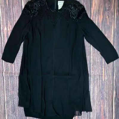 "Deymor Mercedes Ferreira" Padded Shoulder Dress