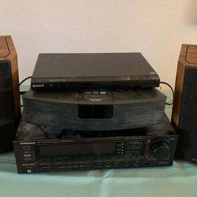 Pioneer And Bose Speakers And Stereo Receivers