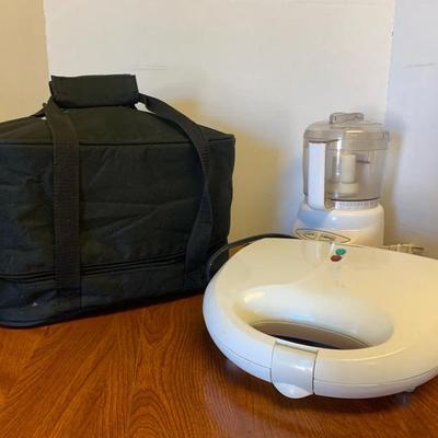 West Bend Slow Cooker, Toastmaster Waffle Maker, Chop/ Grinder