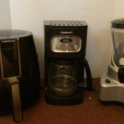 Air Fryer, Coffee Maker And A Smoothie Elite