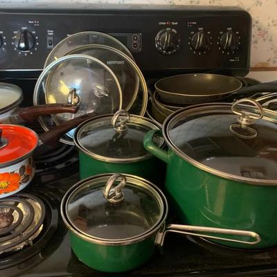 Pots And Pans Chantal, Tramontina, Thyme And Table  Granite stone 