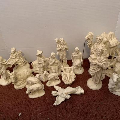 Nativity Scene Sculptures 