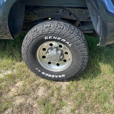 $10,000 OBO
One Owner.  
1999 FORD F-250 SUPER 
DUTY LARIAT
4 DOOR EXTENDED CAB PICKUP
7.3L V8 F DIESEL
REAR WHEEL DRIVE W/ 4X4
Approx....