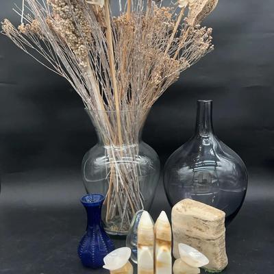 BJ235 HD Designs Clear Vase and Onyx Marble Bookends
