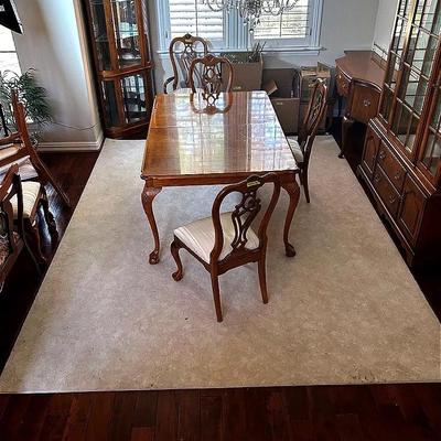 BJ294 9x12 Plush Crème Floral Throw Rug
