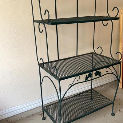 BJ115 Metal Baker’s Rack 2
