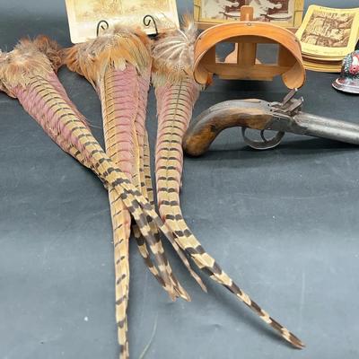 BJ244 Antique Double-Barrel Percussion Pistol & Stereoscope 