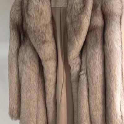 BJ323 Christian Dior Fourrures Fur Coat