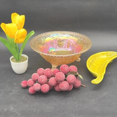 BJ216 Imperial Carnival Glass bowl