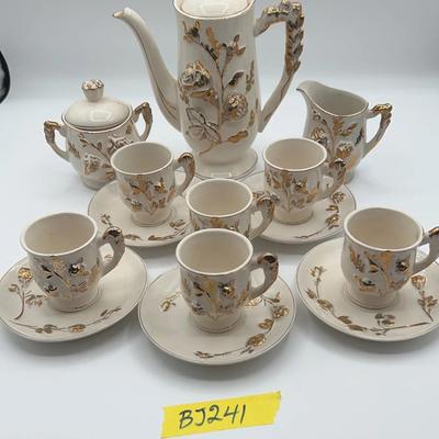BJ241 Rose Porcelain Tea Set (14 pcs)