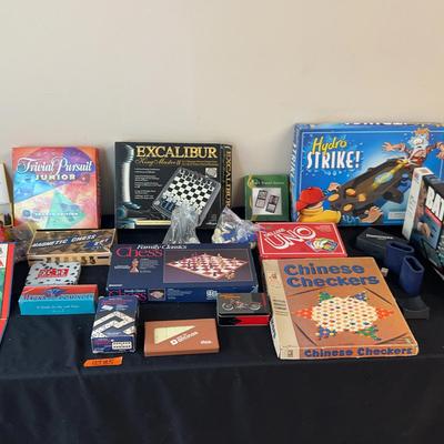 BJ185 Classic Chess, Checkers, Stratego & More