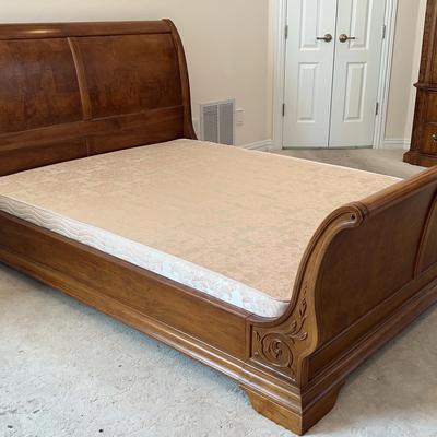 BJ308 Full Size Sleigh Bed