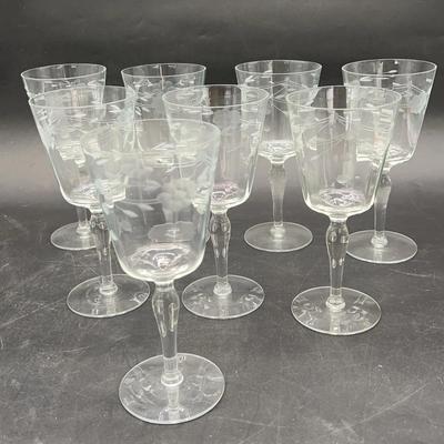 BJ257 8 Etched Floral Wine Glasses