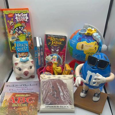 BJ303 M&M Dispenser, Toys, Books, & Movies!!