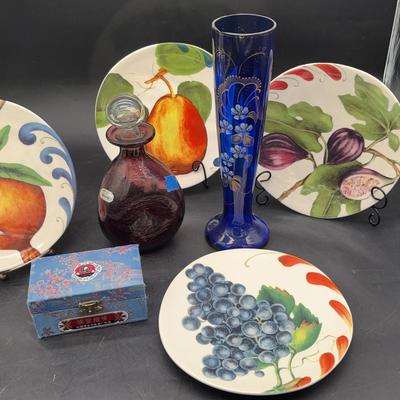 BJ218 Hand Crafted Bischoff & Williams Sonoma Plates