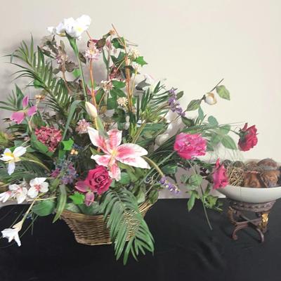 BJ237 Floral Arrangement 