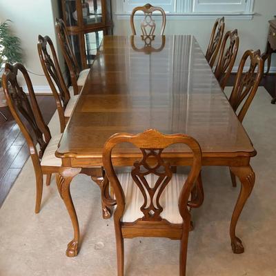 BJ271 Thomasville Dining Table W/chairs