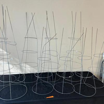 BJ163 9 - Garden Vine/Plant Support Towers 