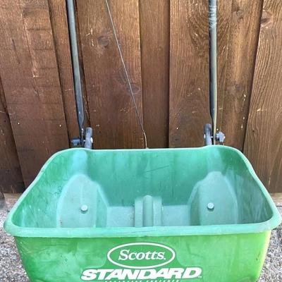 Scott’s Standard Broadcast Spreader   39” Talk X 17”
