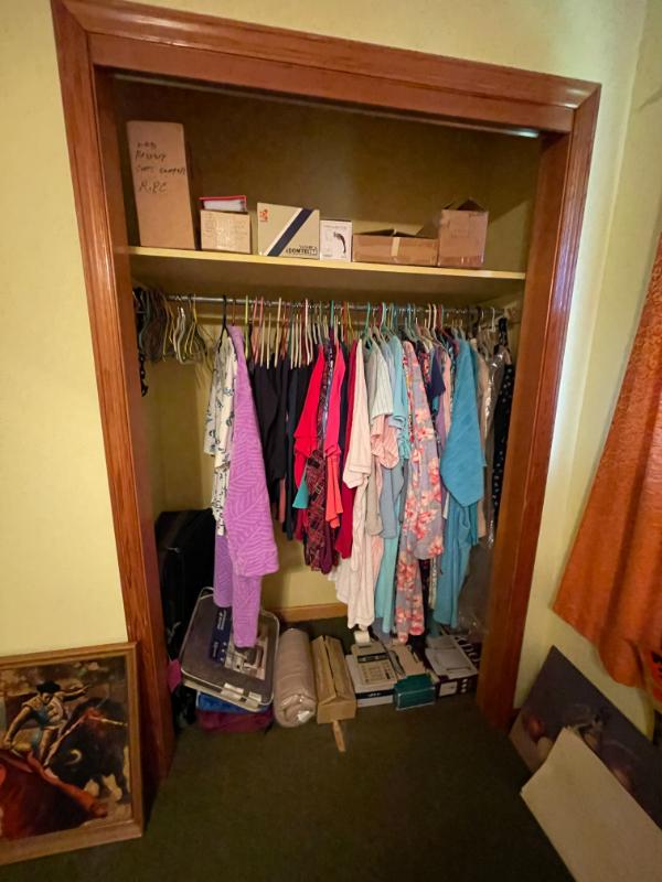 Sale Photo Thumbnail #38