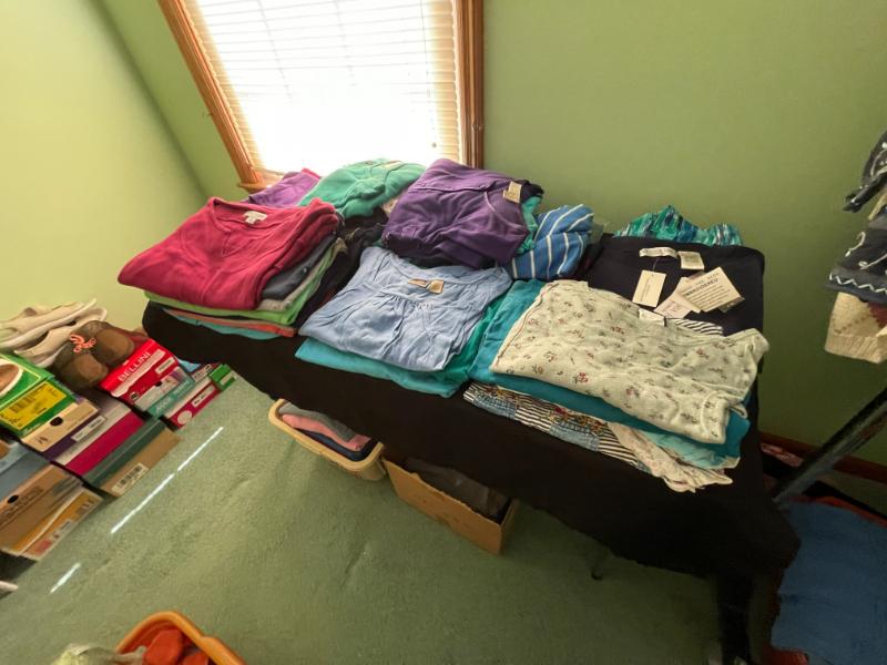 Sale Photo Thumbnail #52