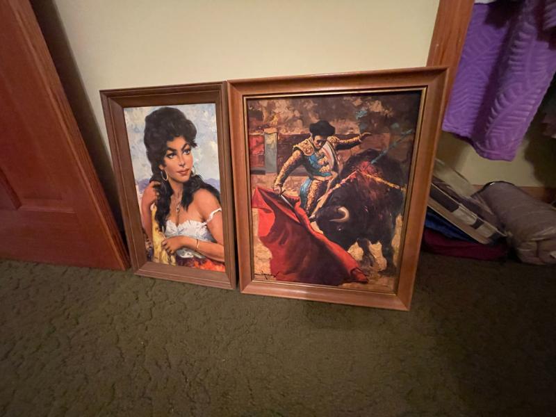 Sale Photo Thumbnail #6: Awesome artwork