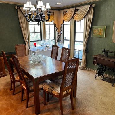 Sale Photo Thumbnail #2: Dining Room Clean Out