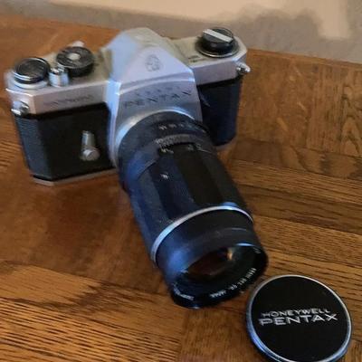 Sale Photo Thumbnail #47: Asahi Pentax Spotmatic Camera