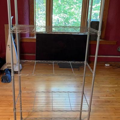 Sale Photo Thumbnail #25: Wire Shelving