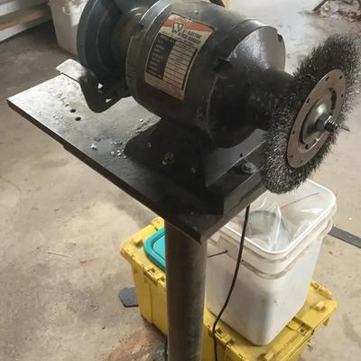Sale Photo Thumbnail #37: 6 Inch Electric Bench Grinder