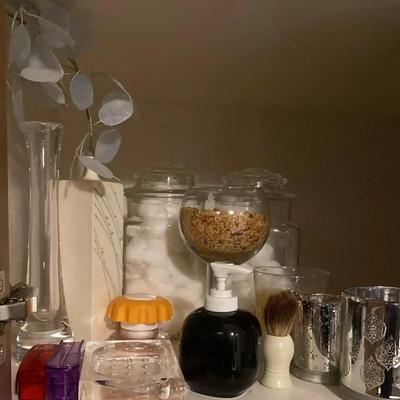 Powder Room Bathroom Decor - Soap & Candles 