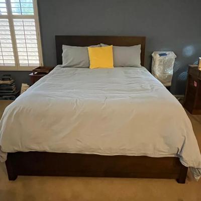 Queen Bed Set - Dark Wood Panel Bed, Beautyrest Mattress, Comforter Set, Pillows