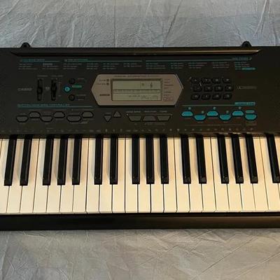 Casio CTK-2100 Electronic Keyboard - Untested