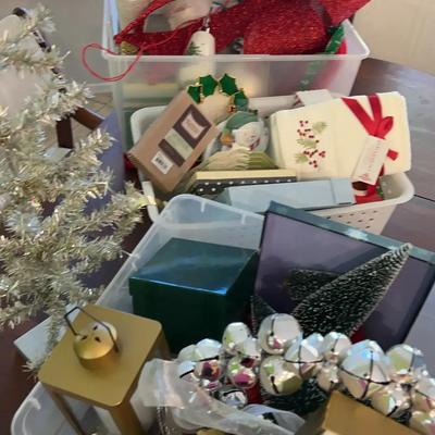 So Much Christmas!  New Gifts And Gift Bags with Vintage Surprises - All Holiday Theme