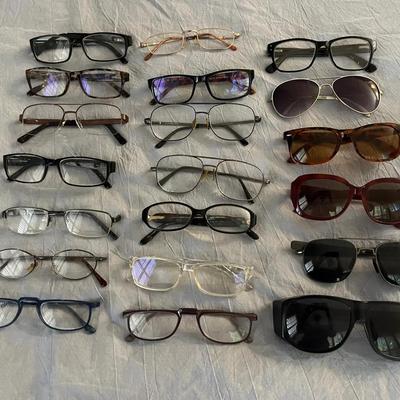 Many Styles of Glasses, Readers, Sunglasses, Cases & Cleaning Cloth in Black Mesh Bowl