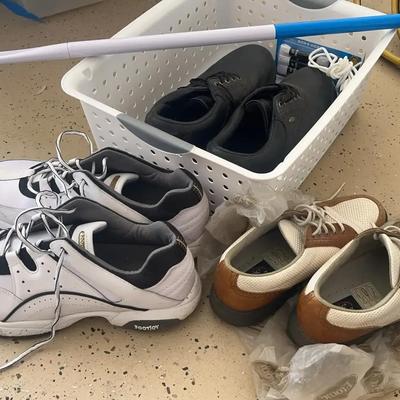 Men’s And Women’s Golf Shoes - Men’s Footjoy Size 12 And Women’s Etonic Size 8w