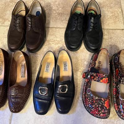 Flats - Brown, Navy, Floral, Brown & Black Lace-up Ecco - Size 8