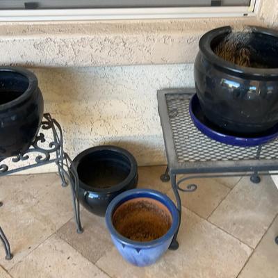 4 Ceramic Planter Pots, Metal Plant Stand And Side Table